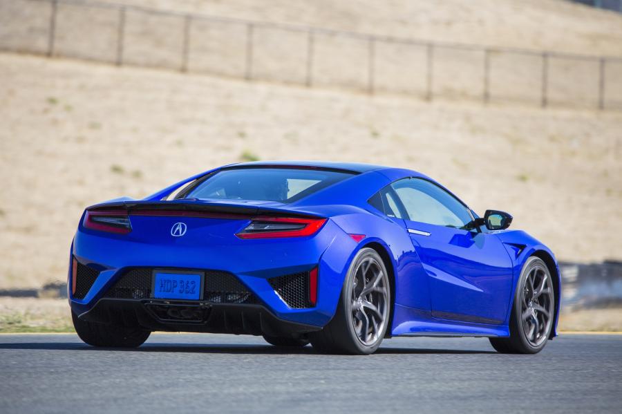  Acura NSX 2016 года  (NA) (фото 158 из 286)
